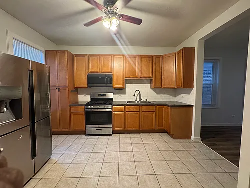 2642 W Superior St #1 Photo 1