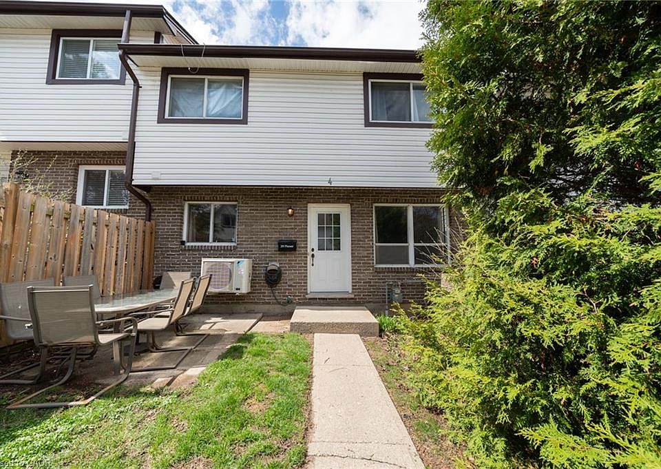 1st image of 391 Pioneer Dr #4