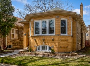 6422 N Talman Ave, Chicago, IL 60645