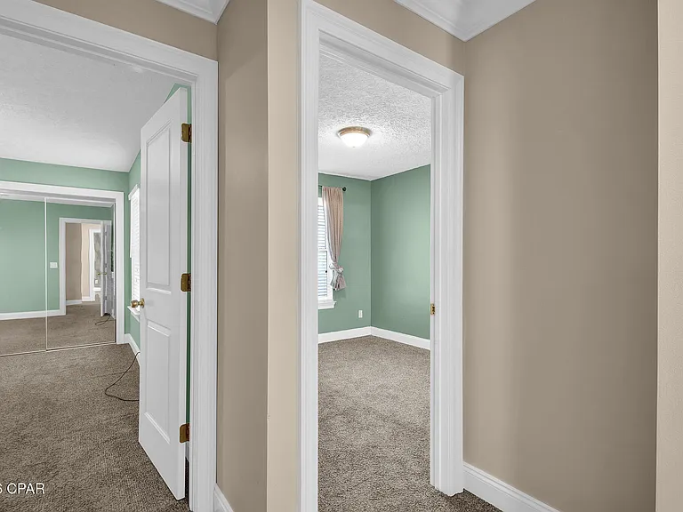 1365 Capri Dr — Photo 31