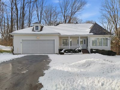 10 Longfellow Dr, Erie, PA, 16509