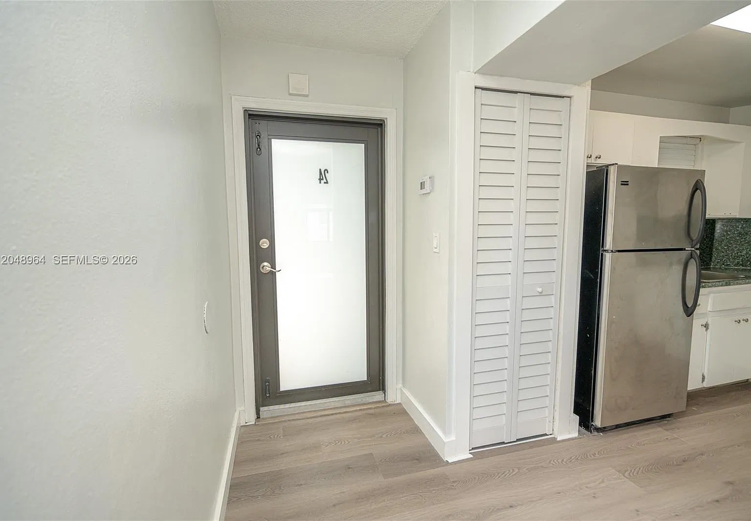 2 bed, 16979 sqft, $2,500 — Photo 3