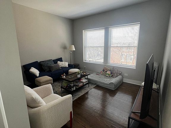 5th image of 3351 W Sunnyside Ave #2