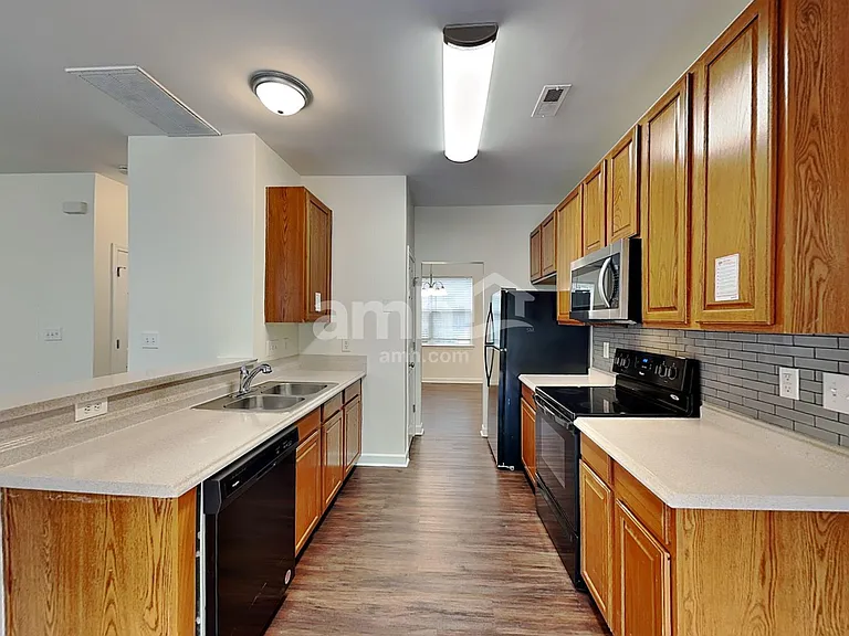 4219 Kiser Woods Dr SW — Photo 3