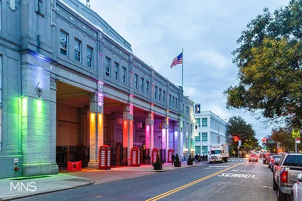 Rented by MNS Marketing | media 30