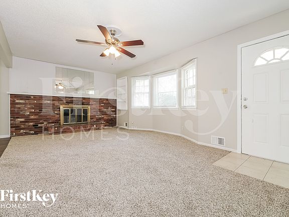 2nd image of 8101 Willow Way