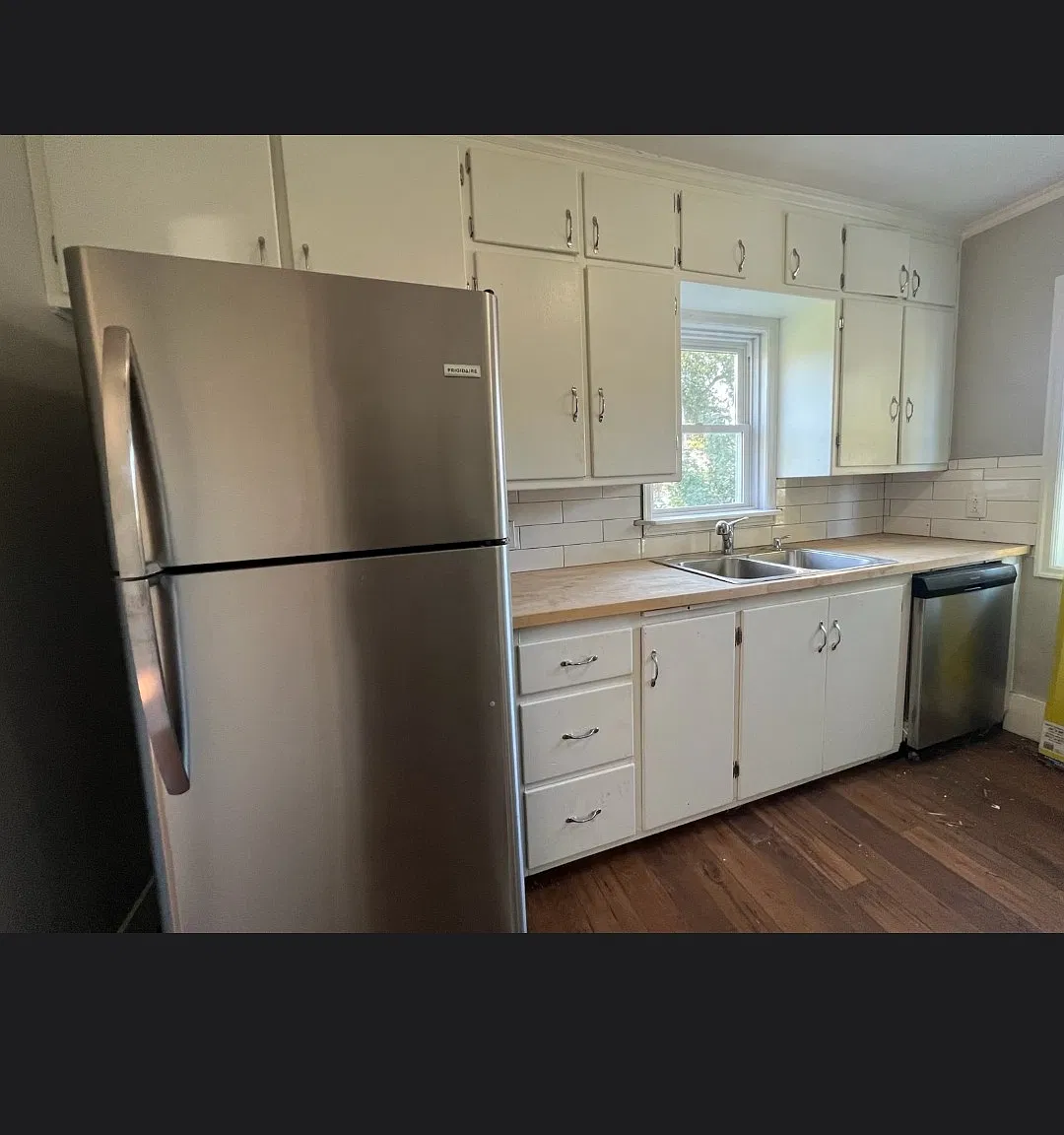 4 bed, 1468 sqft, $2,400 — Photo 4