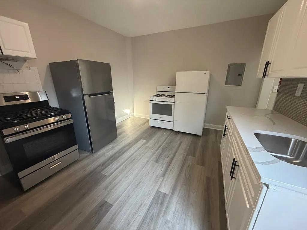 1 bed, $1,995 — Photo 1