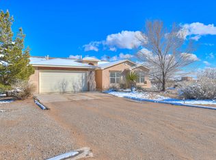 604 5th St NE, Rio Rancho, NM 87124