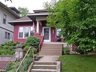 1st image of 2855 Victoria Ave