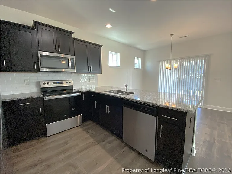140 Verdmont Dr — Photo 6