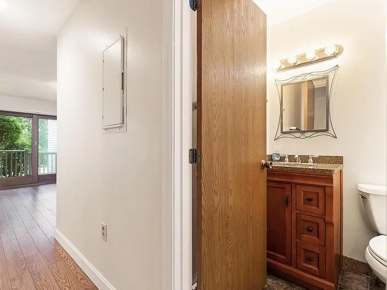 18 Leverett Ave #7 — Photo 12