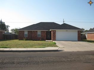 2321 Fred Daugherty Dr, Clovis, NM 88101