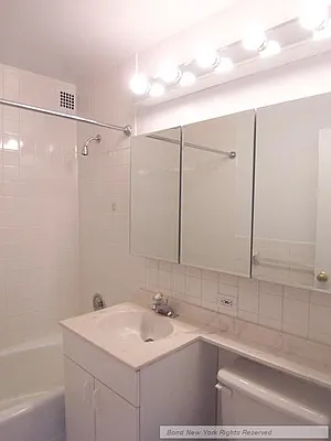 Rented by Bond New York | media 26