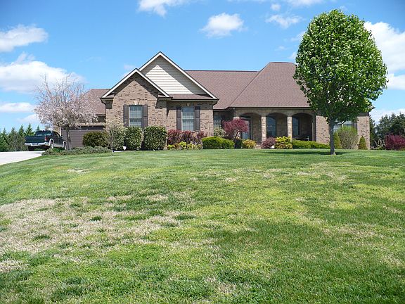 3rd image of 314 Sawyers Ct