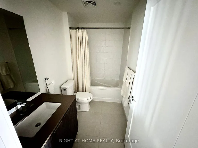 70 Annie Craig Dr #1906 — Photo 6
