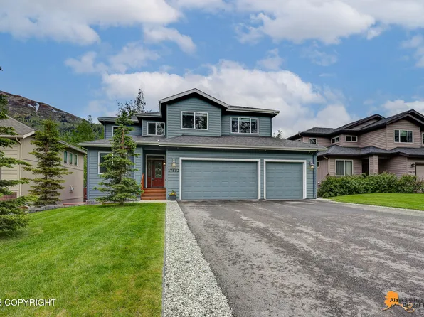 17652 Yellowstone Dr, Eagle River, AK 99577