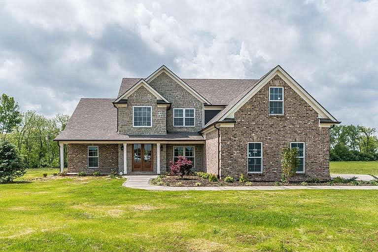 1st image of 140 Chrisman Oaks Trl