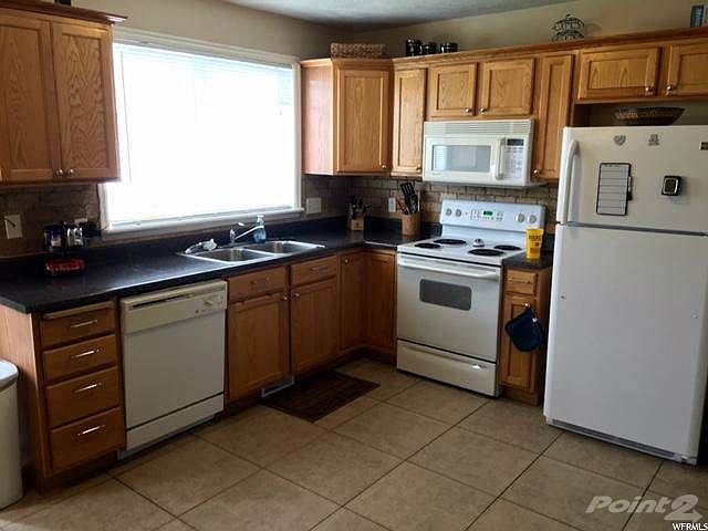 3 Kitchen