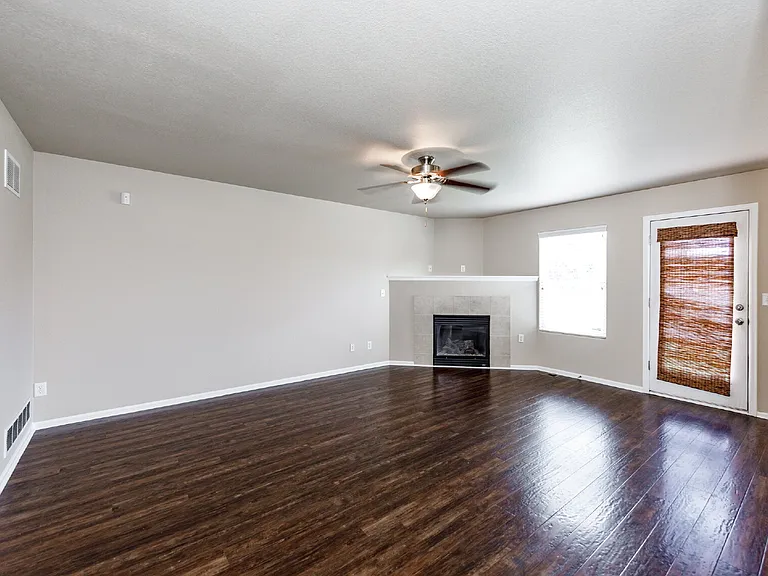 6104 Hayfield Pl — Photo 21