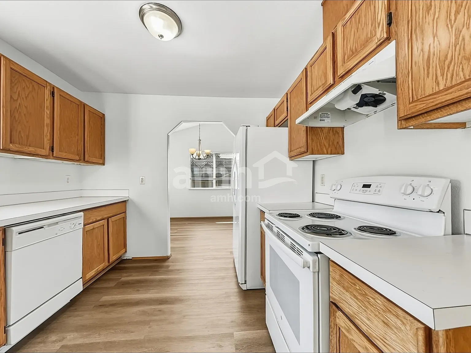 3 bed, 2.5 bath, 1773 sqft, $2,865 — Photo 3