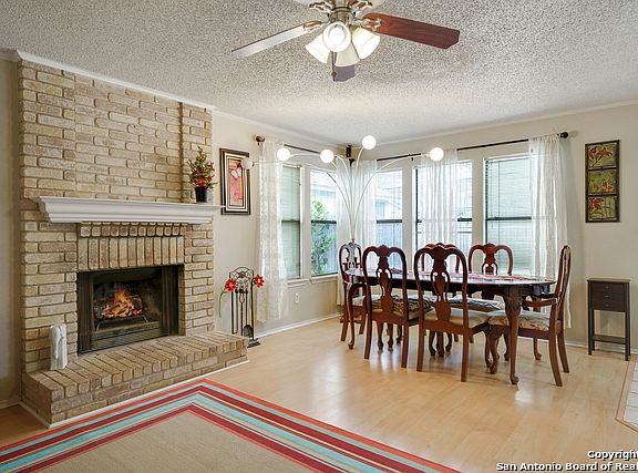 5th image of 13826 Laurel Hollow Dr