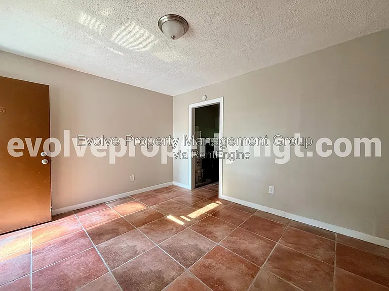 30 W Fay Ave #3 — Photo 2