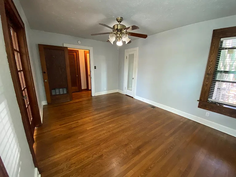 2830 San Gabriel Street — Photo 41