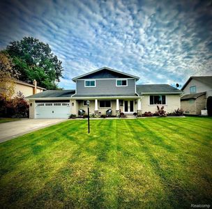49642 Regatta Dr, New Baltimore, MI, 48047