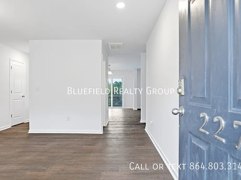 227 Millen Dr — Photo 3