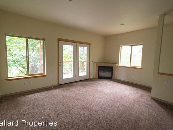 3rd image of 1933 Garden Ave APT 9