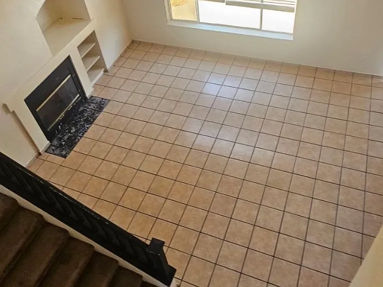 1981 Gordon Verner Cir — Photo 11