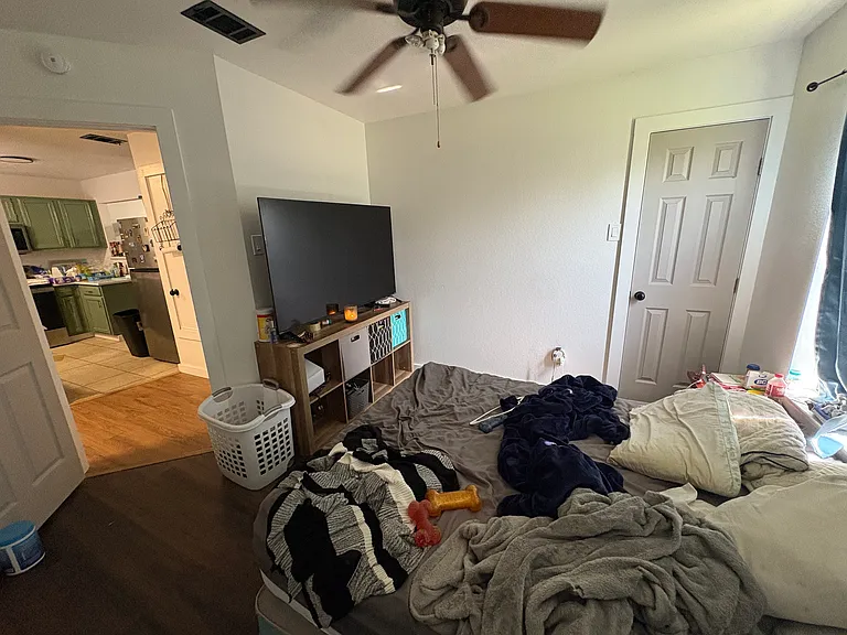 1618 Windmill Ln — Photo 8