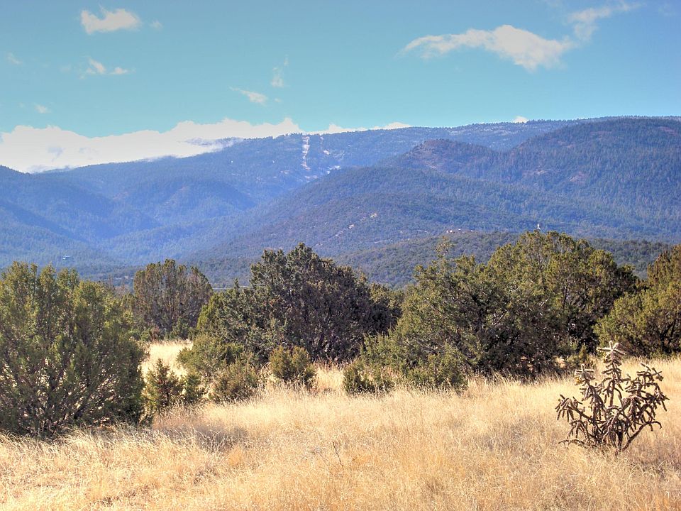 1st image of Pinon Park Trl