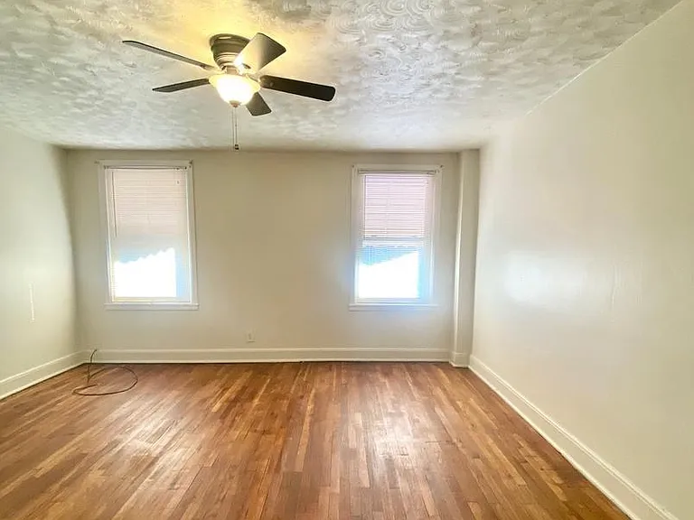 3018 Larue Sq E — Photo 13