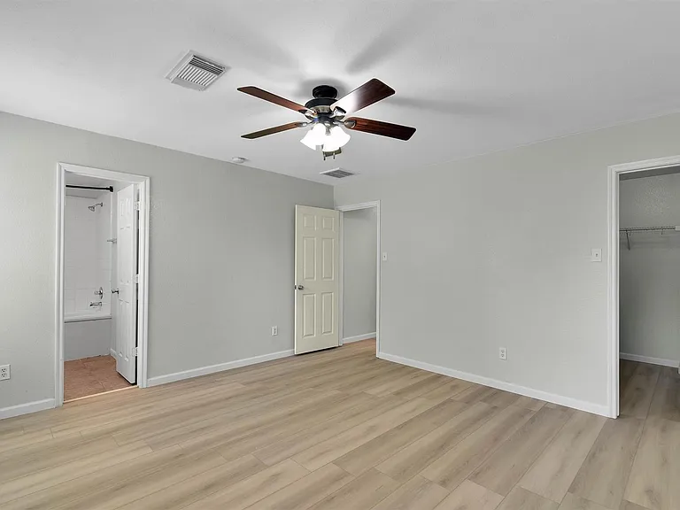 6507 Bluestone Springs Ln — Photo 15