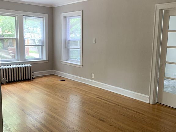 3rd image of 5051 N Glenwood Ave #1A