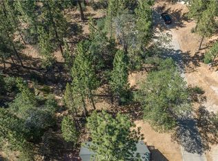 899 Kern Ave #17, Sugarloaf, CA 92386