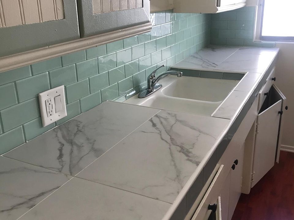 1st image of 6046 Cadillac Ave APT 4
