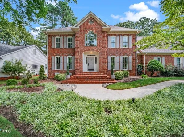 103 Meadowglades Ln, Cary, NC 27518