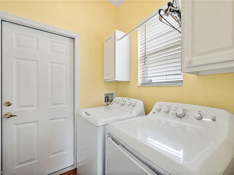 1742 Marsh Run — Photo 18