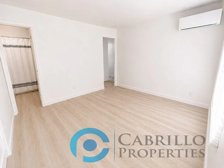 4571 North Ave — Photo 15