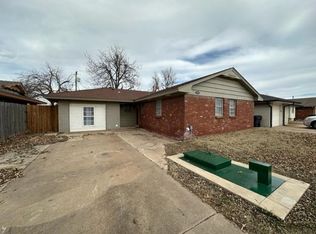 7605 NW 28th St, Bethany, OK 73008