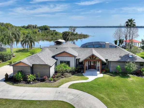 29150 Beauclaire Dr, Tavares, FL 32778