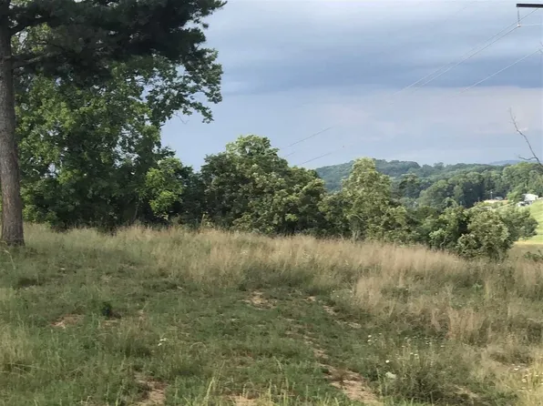 360 Grassy Valley Rd, Whitesburg, TN 37891