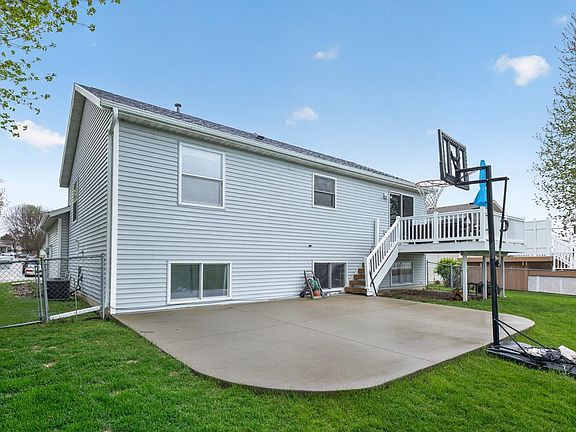 4th image of 5511 23rd Ave NW