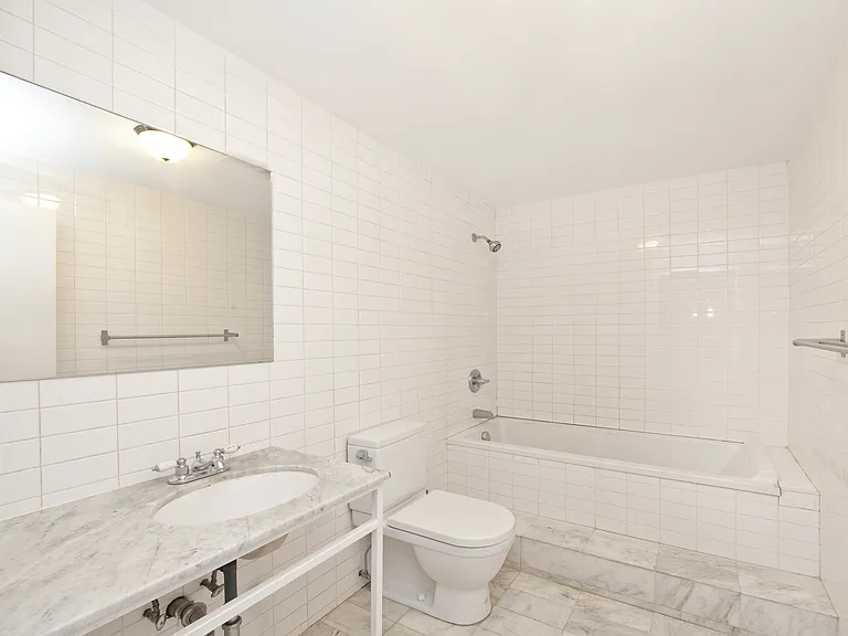 20 Beaver St #2F — Photo 6