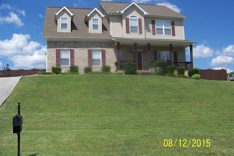 1st image of 2104 Country Brook Ln