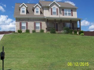 2104 Country Brook Ln, Knoxville, TN 37921