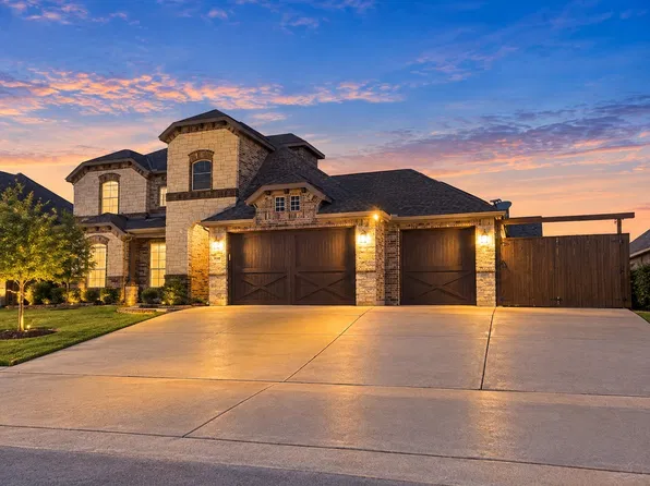 112 Saint Elias Dr, Burleson, TX 76028